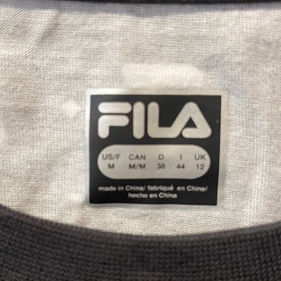 Fila all over Logo Tee Shirt Sz M black and white Women - Picture 3 of 6